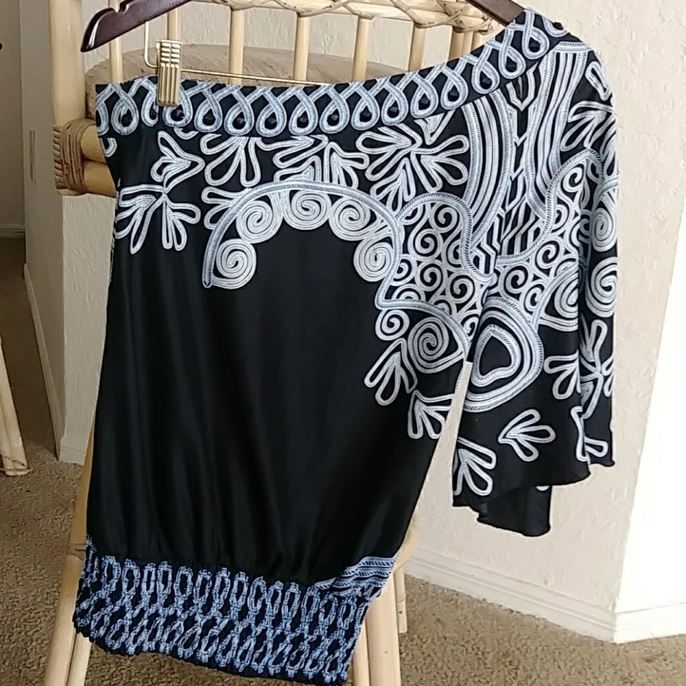 One shoulder blouse